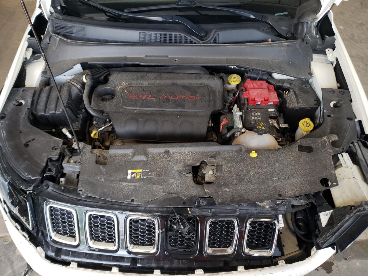 3C4NJDCBXLT185477 JEEP COMPASS 2020