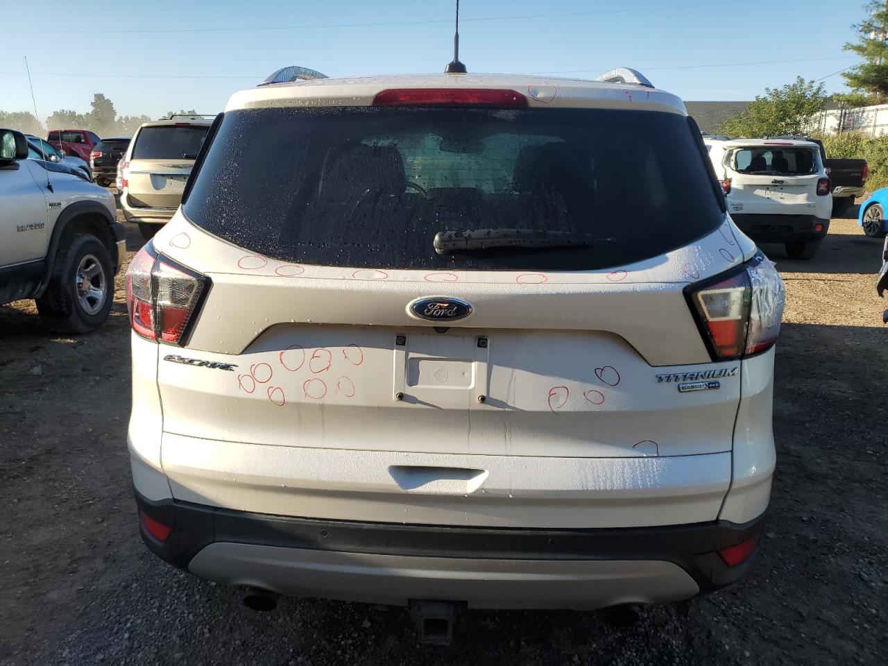 1FMCU9J94HUF10435 FORD ESCAPE 2017