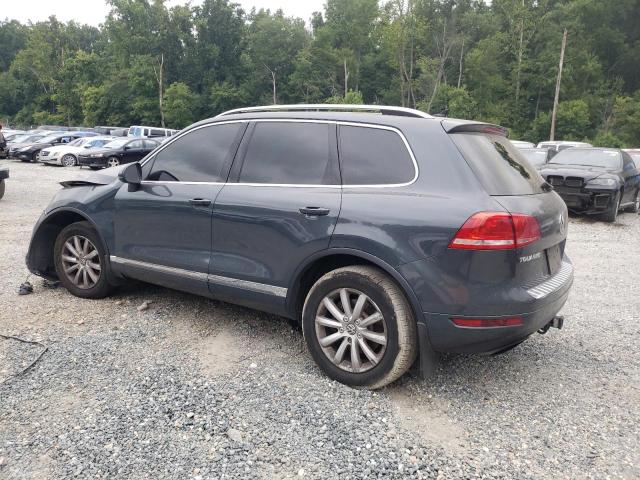 VOLKSWAGEN TOUAREG V6 2012 1
