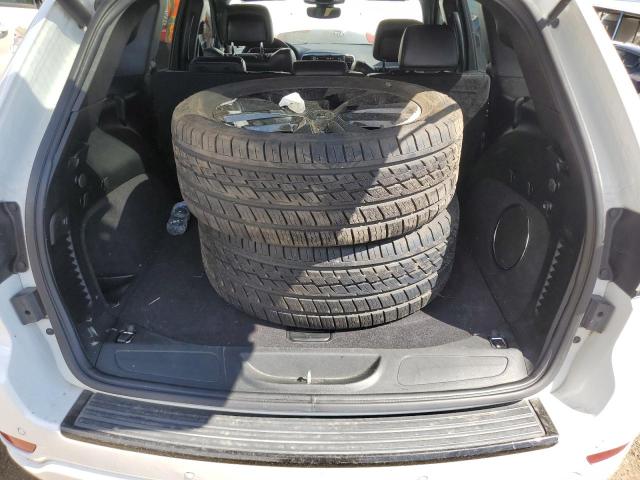 1C4RJFAG9JC435828 Jeep Grand Cherokee Laredo