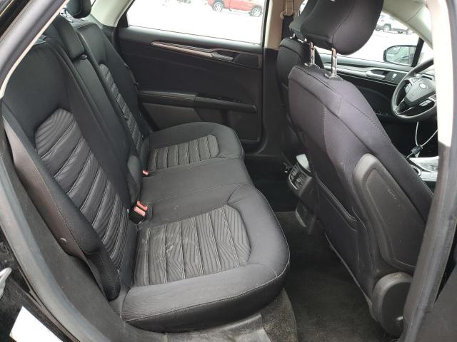 3FA6P0H72GR320153 Ford FUSION SE