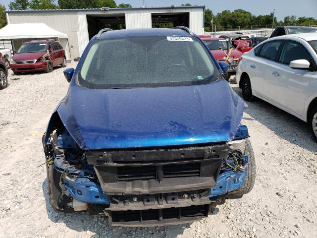 1FMCU0J97HUB89132 Ford Escape Titanium