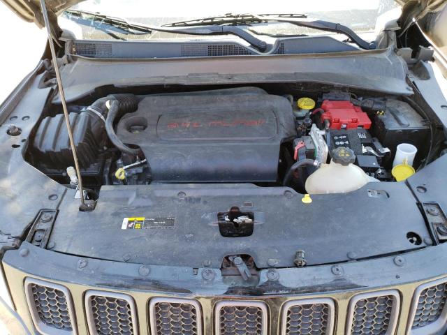 3C4NJDDB1KT811527 Jeep Compass Trailhawk