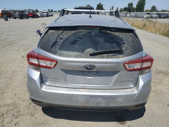 VIN: 4S3GTAA64J3733537 Auction: COPART Lot: 62409883 Location: OR - EUGENE 4S3GTAA64J3733537 SUBARU IMPREZA 2018 SILVER Photo 6