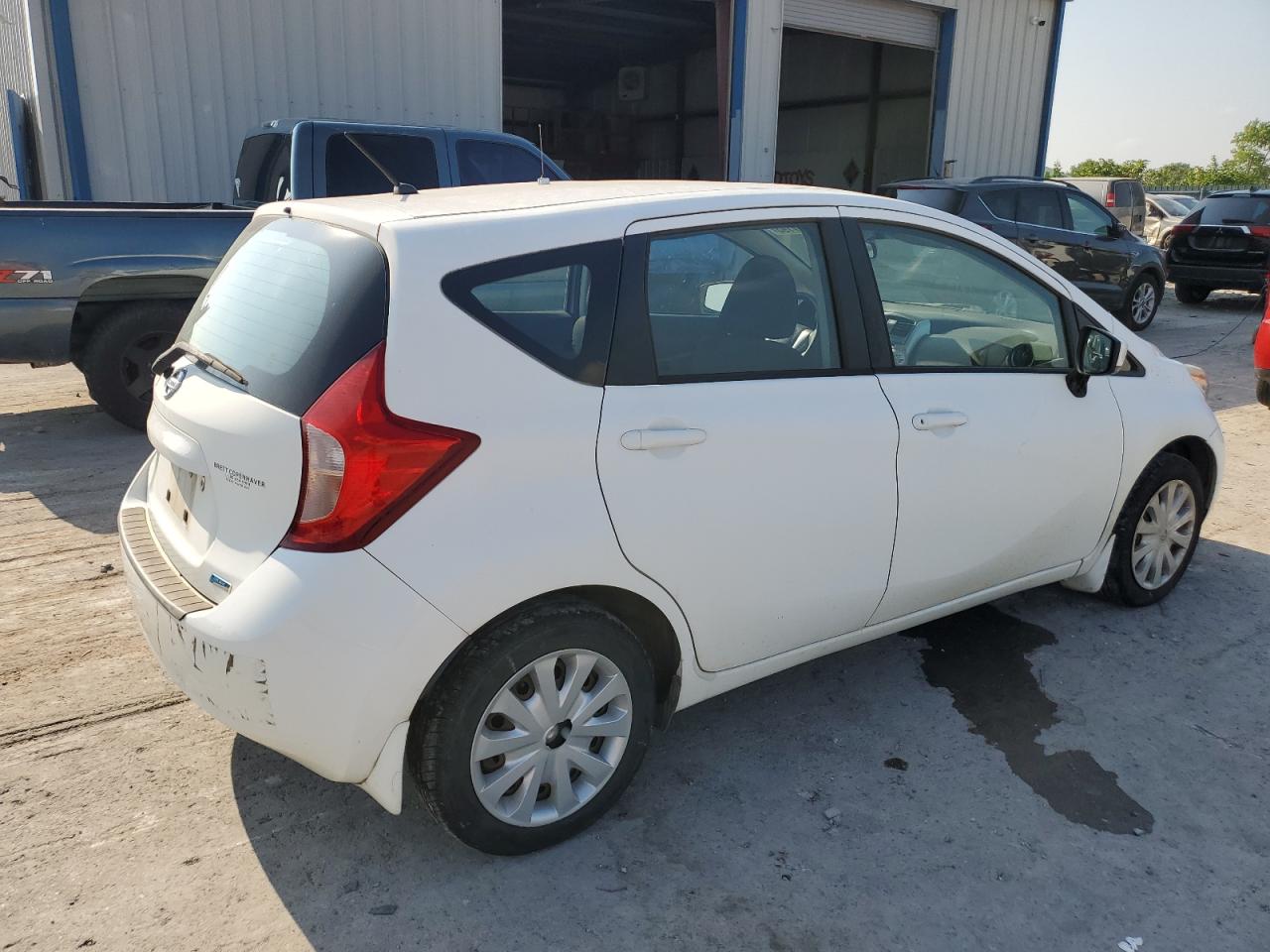 3N1CE2CP0GL394764 NISSAN VERSA 2016