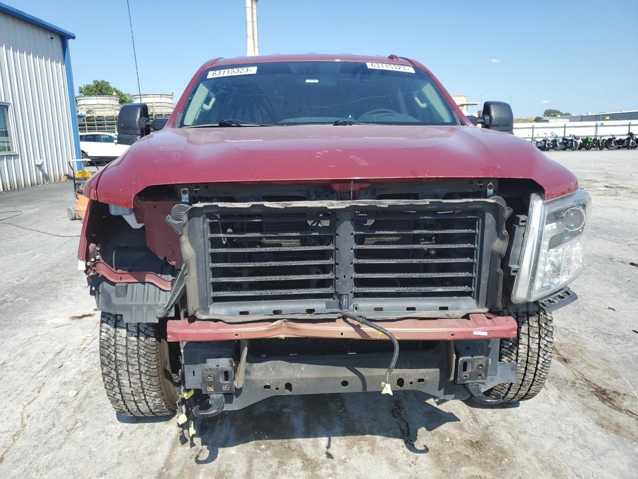 1N6AA1E51HN548967 NISSAN TITAN 2017