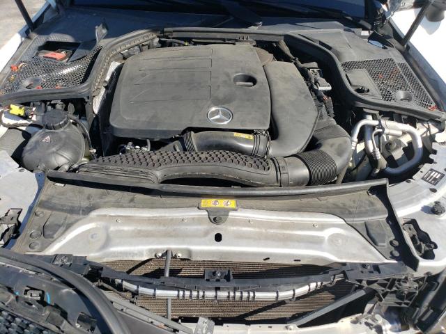 WDDWJ8DB5KF845028 Mercedes-Benz C 300