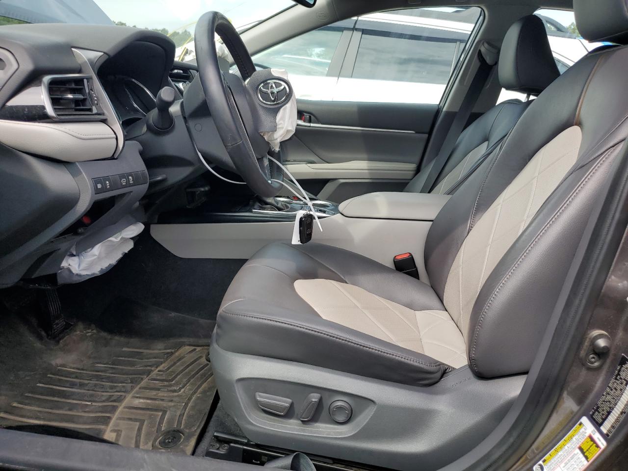 4T1B11HK0KU748028 TOYOTA CAMRY 2019