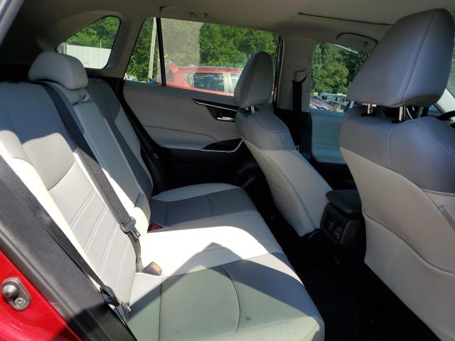 2T3C1RFV7MW142414 Toyota Rav4 Xle Premium