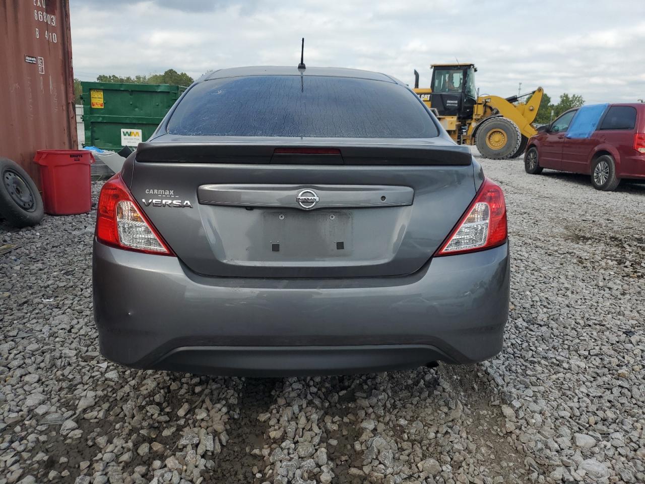 3N1CN7AP0KL824043 NISSAN VERSA 2019