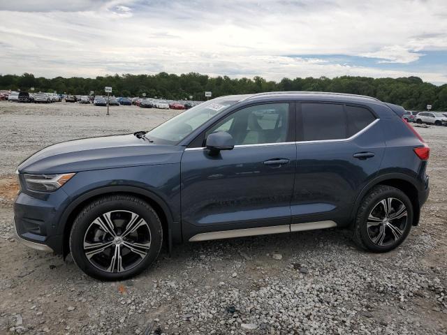 2022 Volvo XC40 