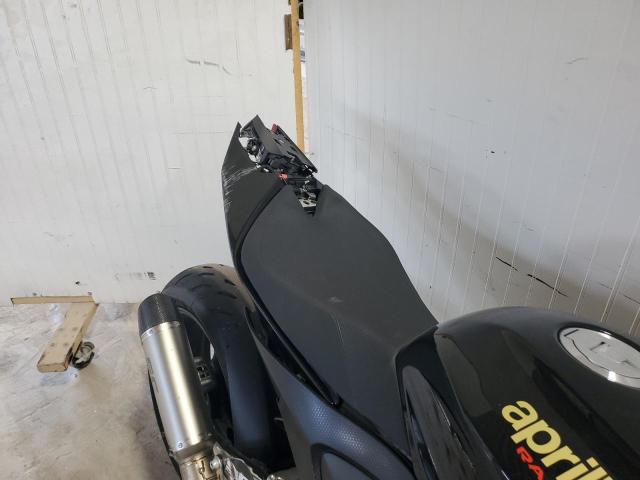 2022 APRILIA TUONO V4 F - ZD4KZUB0XNS000333