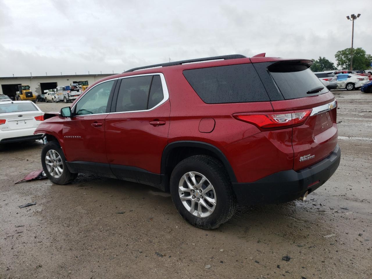 1GNERGKW4MJ236227 Chevrolet Traverse L 2