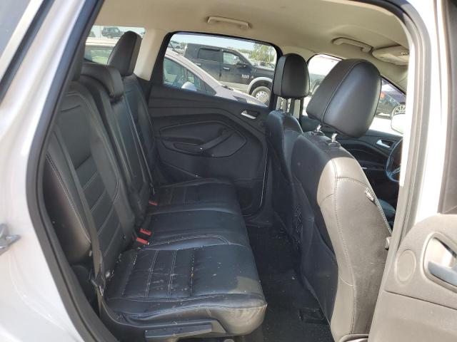 1FMCU0JD5HUE47149 Ford Escape Titanium