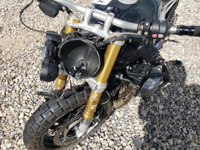 2016 BMW MOTORCYCLE - WB10A1608GZ676421