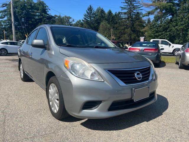 2013 Nissan Versa S