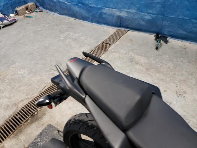 2021 HONDA CBR300 R MLHNC5102M5700312