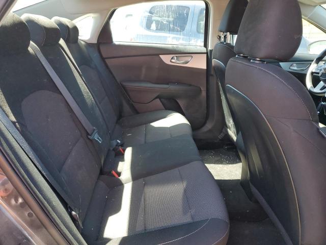 3KPF24AD5PE586077 KIA FORTE LX