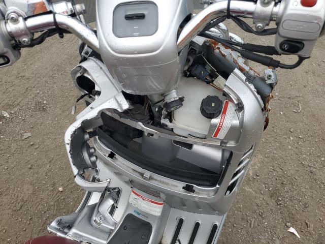 2016 VESPA GTS 300 SU - ZAPM459L1G5300111