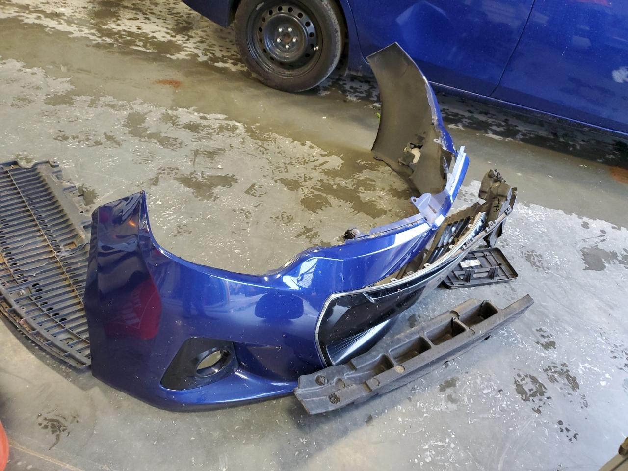 5YFBURHEXFP263788 2015 Toyota Corolla L