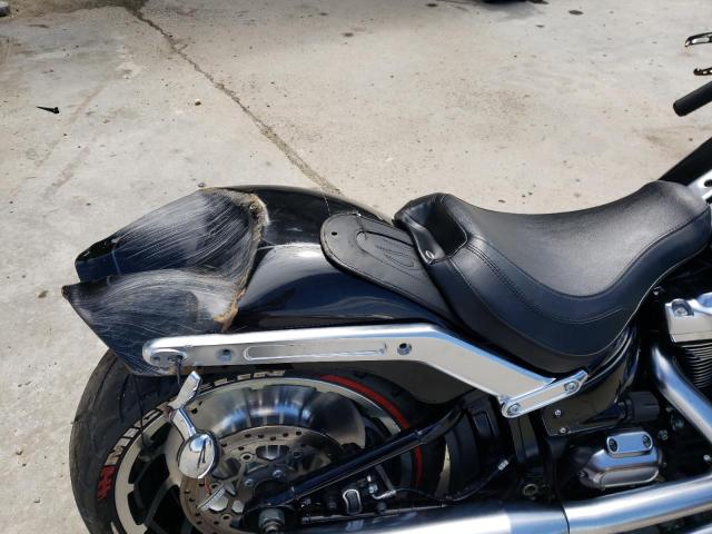 2018 HARLEY-DAVIDSON FLFBS FAT - 1HD1YGK10JC041187
