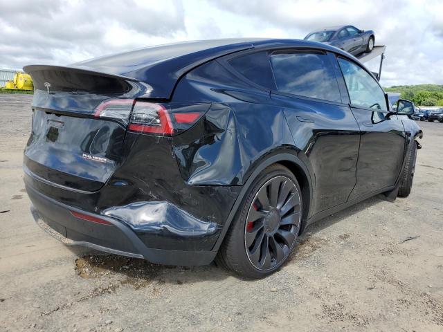 7SAYGDEF8PF813152 Tesla Model Y  3