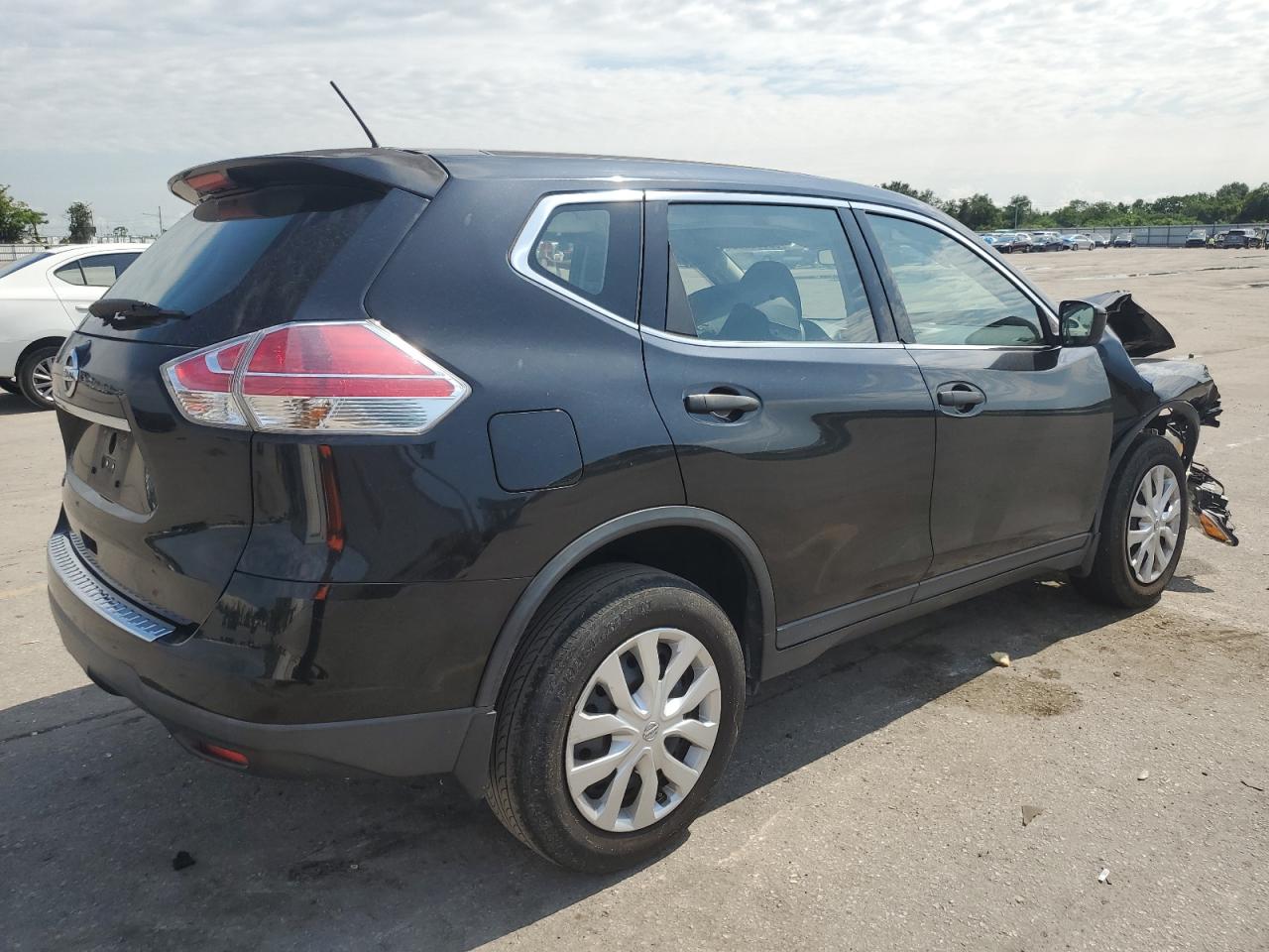 KNMAT2MT8GP597136 NISSAN ROGUE 2016