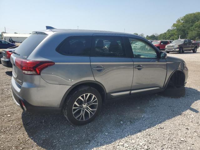 JA4AZ3A38JZ040452 Mitsubishi Outlander Se