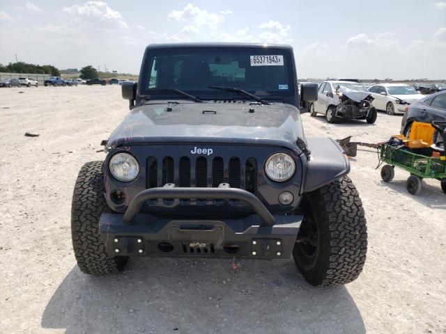 1C4BJWDG2HL746508 Jeep Wrangler Unlimited Sport