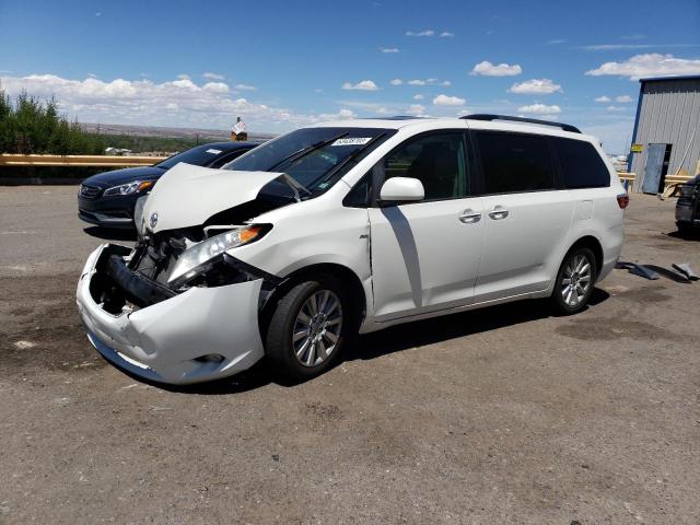 2017 Toyota Sienna XLE