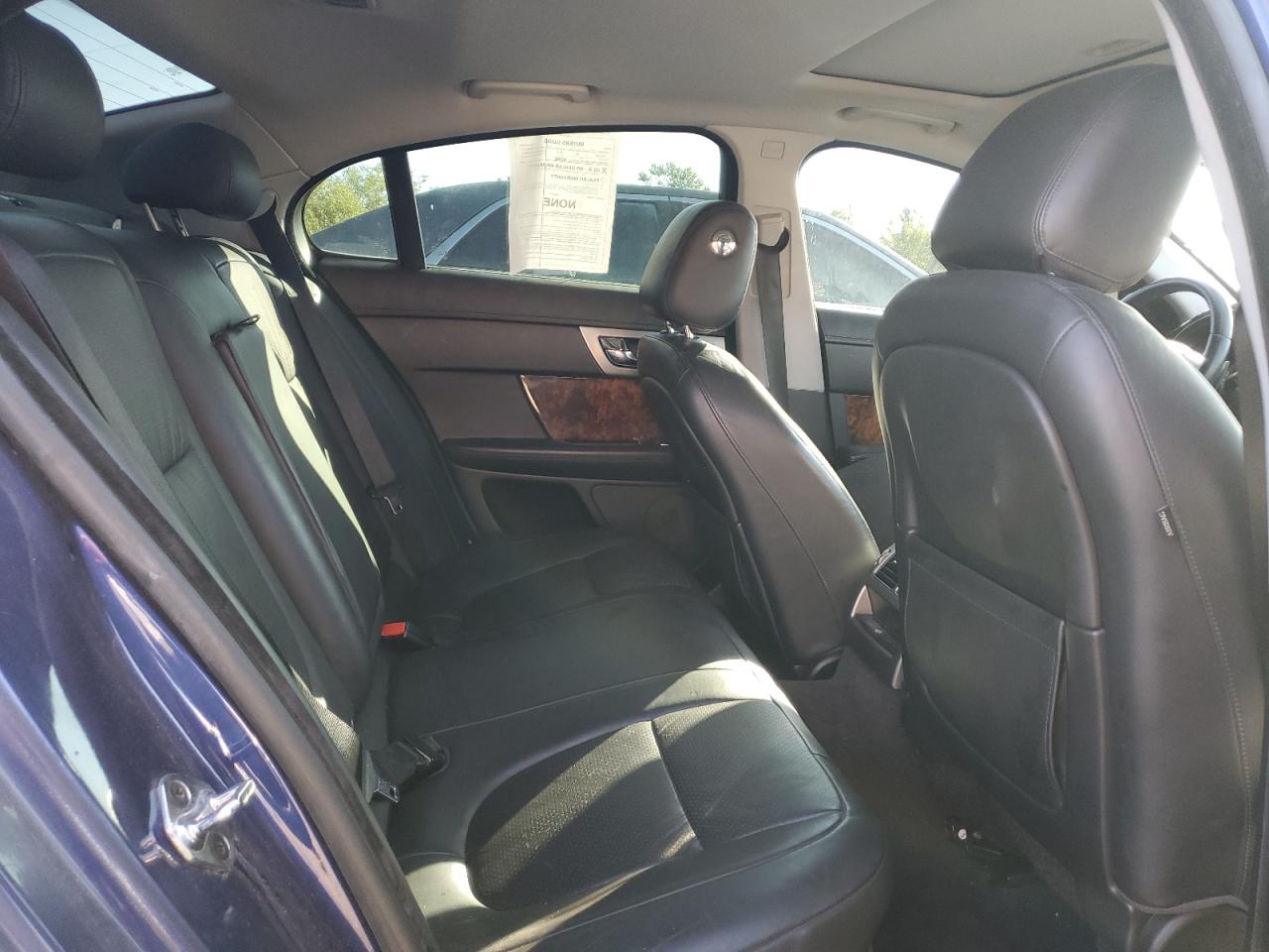 sajwa0gb5alr54971 SAJWA0GB5ALR54971 2010 Jaguar Xf Premium