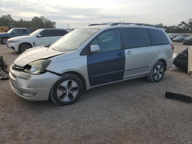 2004 Toyota Sienna XLE