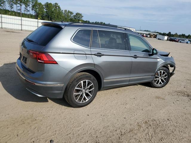 3VV3B7AX8LM042611 Volkswagen Tiguan SE 3