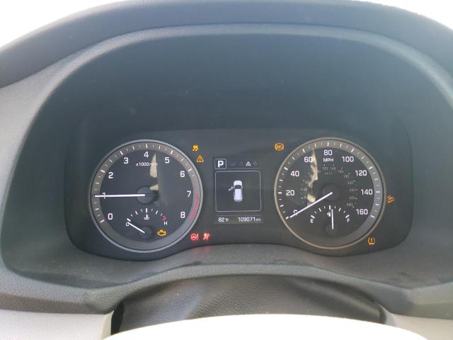 KM8J23A43JU671945 Hyundai TUCSON SE