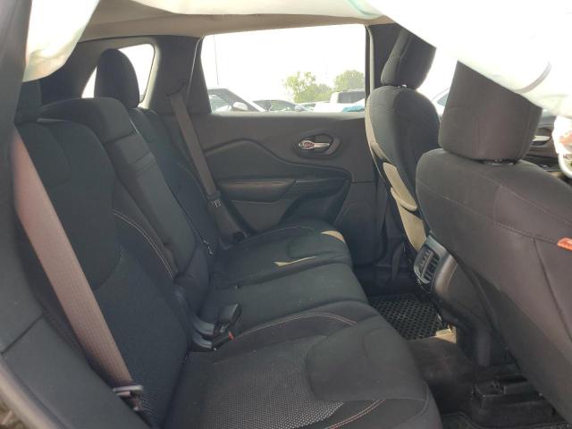 1C4PJLCS2GW362266 Jeep Cherokee Latitude