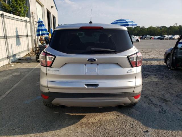 1FMCU0GD2HUC73399 Ford ESCAPE SE