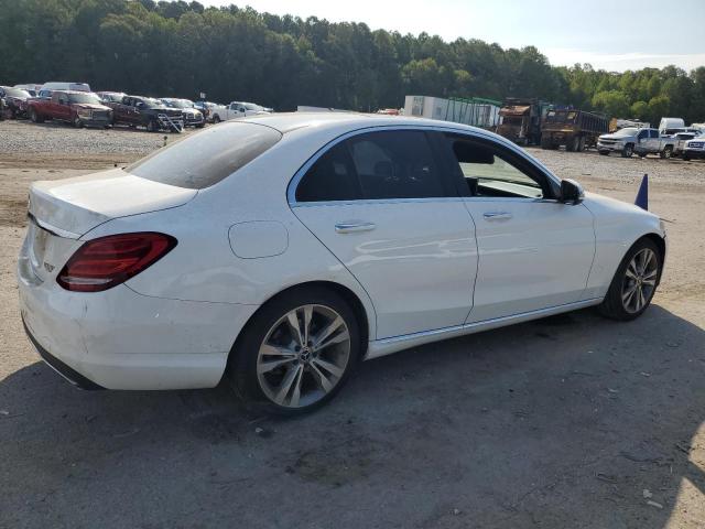 WDDWF4JB3JR415588 Mercedes-Benz C 300