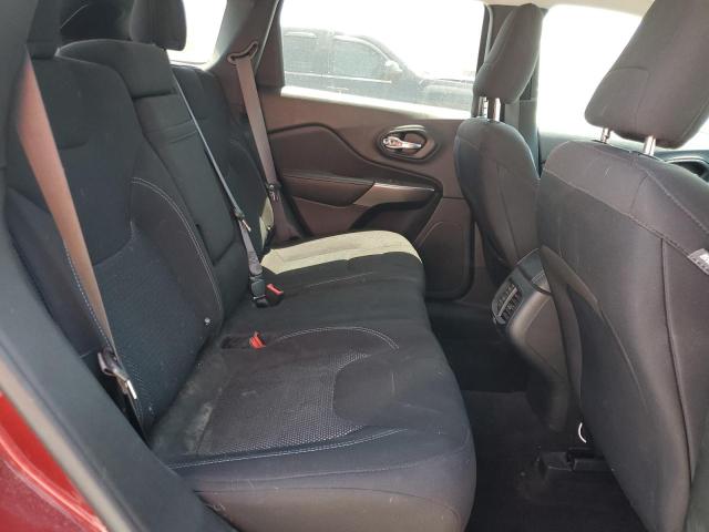 1C4PJLCB4KD159478 Jeep Cherokee Latitude