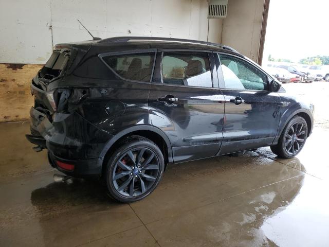 1FMCU9G99HUE40907 Ford ESCAPE SE