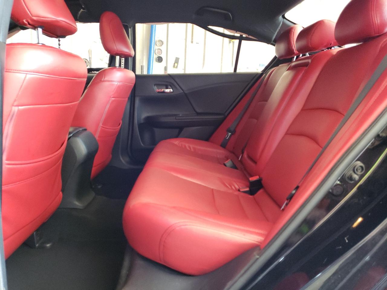1HGCR2F67GA177256 HONDA ACCORD 2016