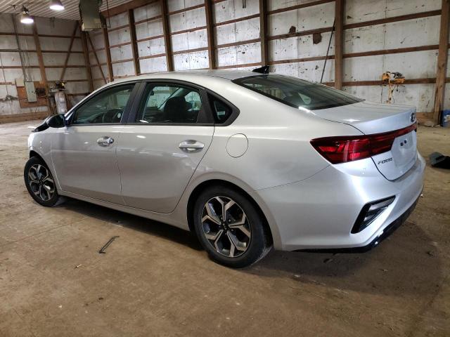 3KPF24AD4ME318231 Kia Forte FE 2