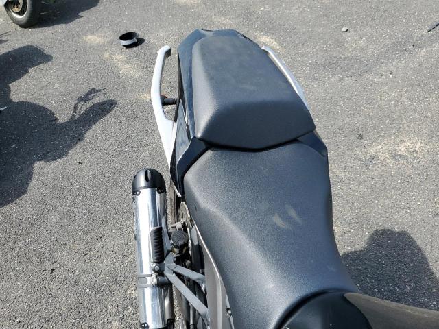 2011 KAWASAKI ZX1000 G - JKAZXCG16BA001342