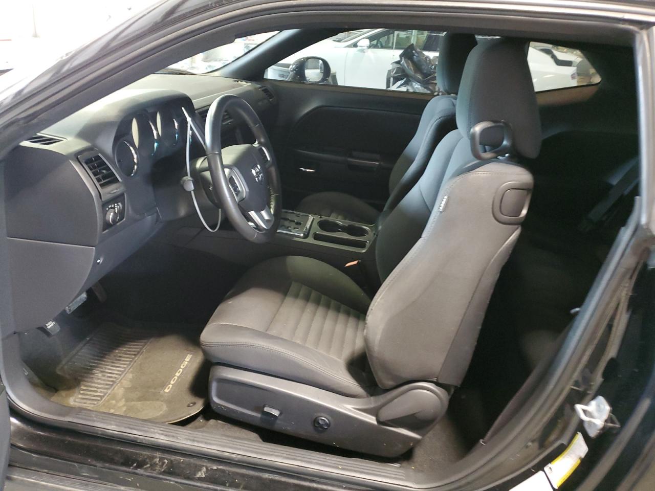 2C3CDYAG5DH509843 2013 Dodge Challenger Sxt