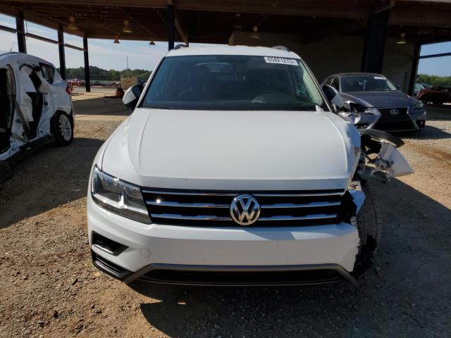 3VV1B7AX9KM064137 Volkswagen Tiguan S 5