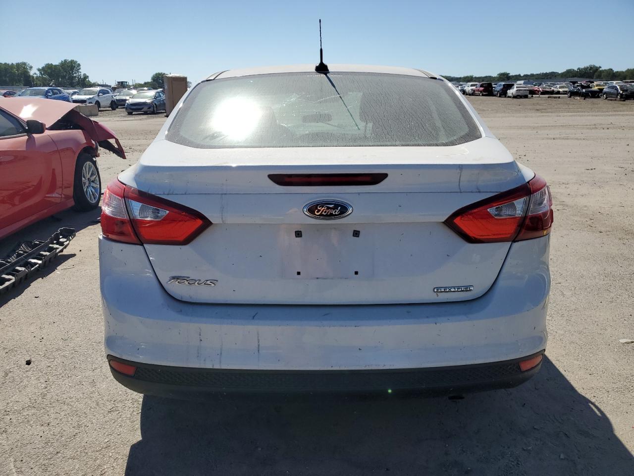 2013 Ford Focus S vin: 1FADP3E24DL151636