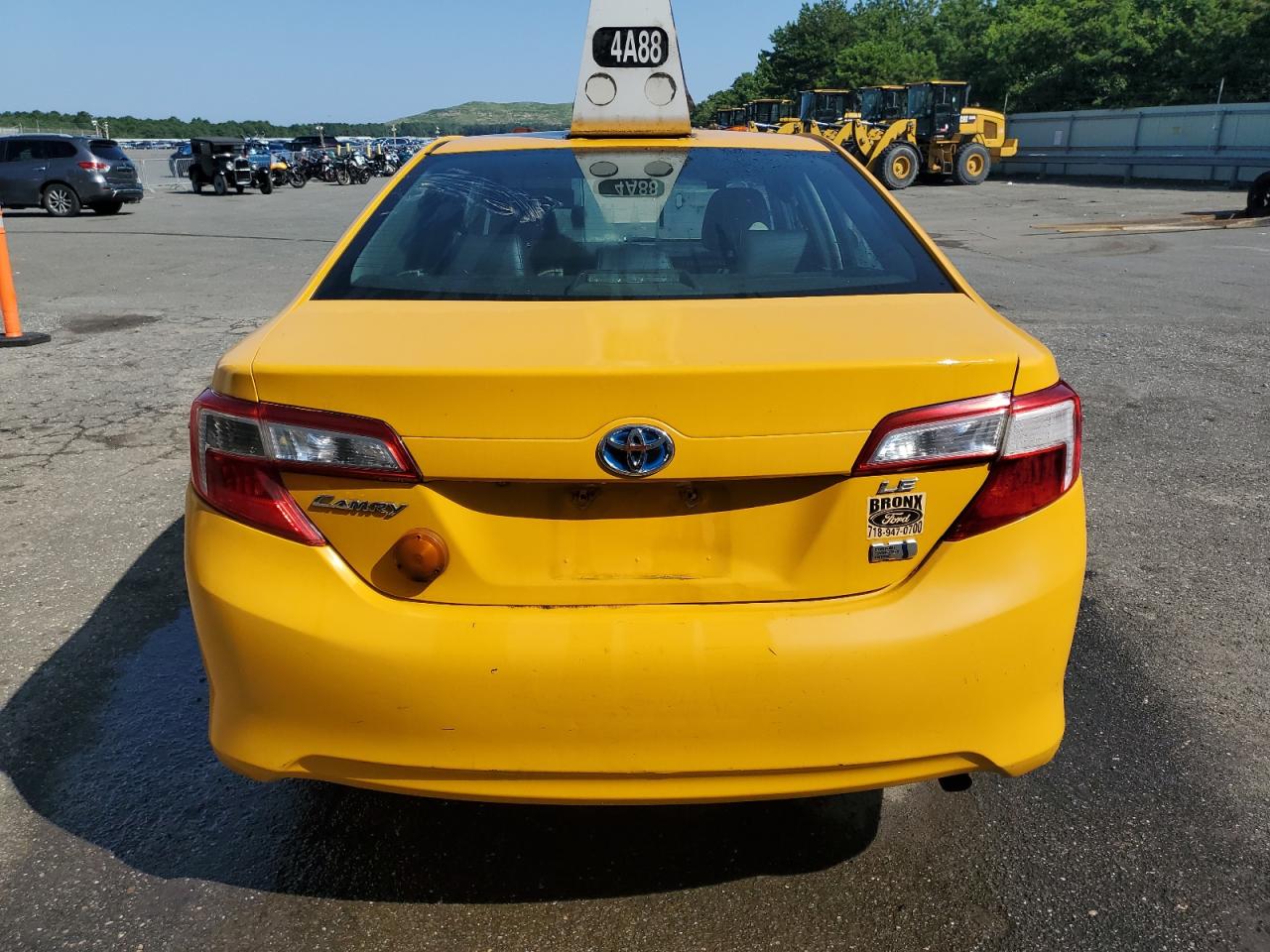 2014 Toyota CAMRY, HYBRID