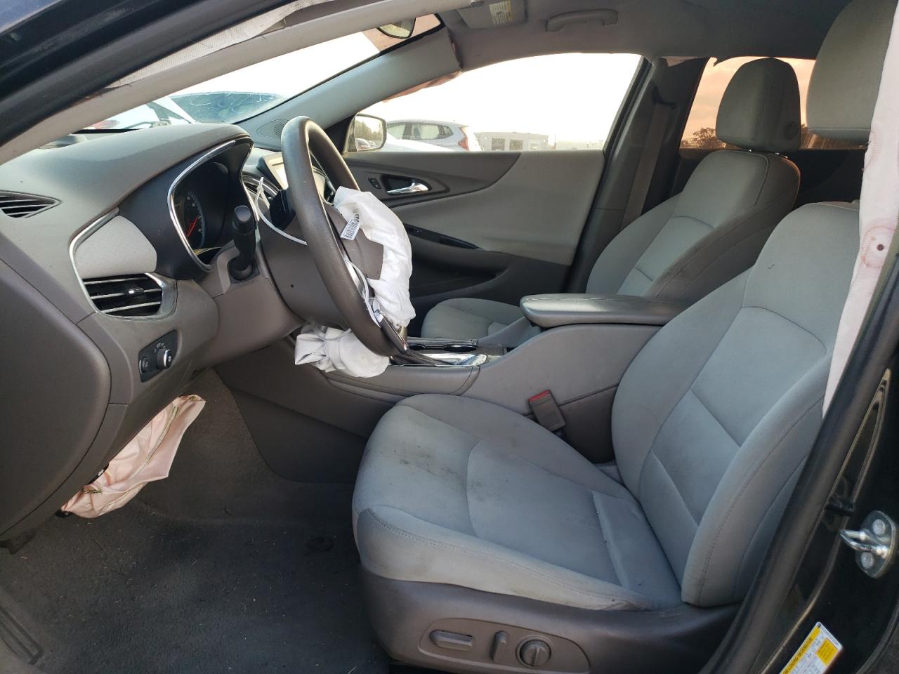 1G1ZD5ST9JF123965 CHEVROLET MALIBU 2018