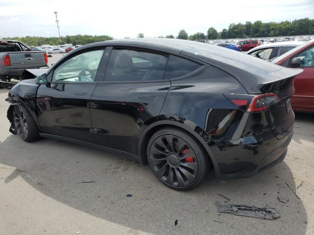 7SAYGDEF7PF695028 Tesla Model Y  2