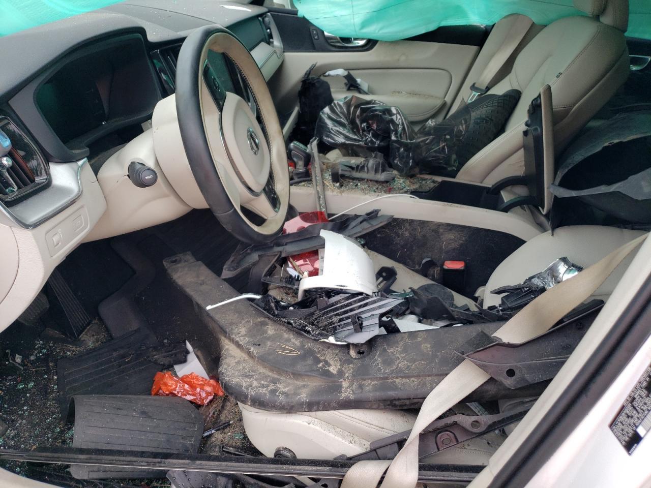 LYV102RK6KB362294 VOLVO XC60 2019