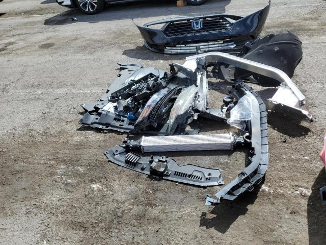 1HGCY1F22PA037612 Honda Accord LX 12